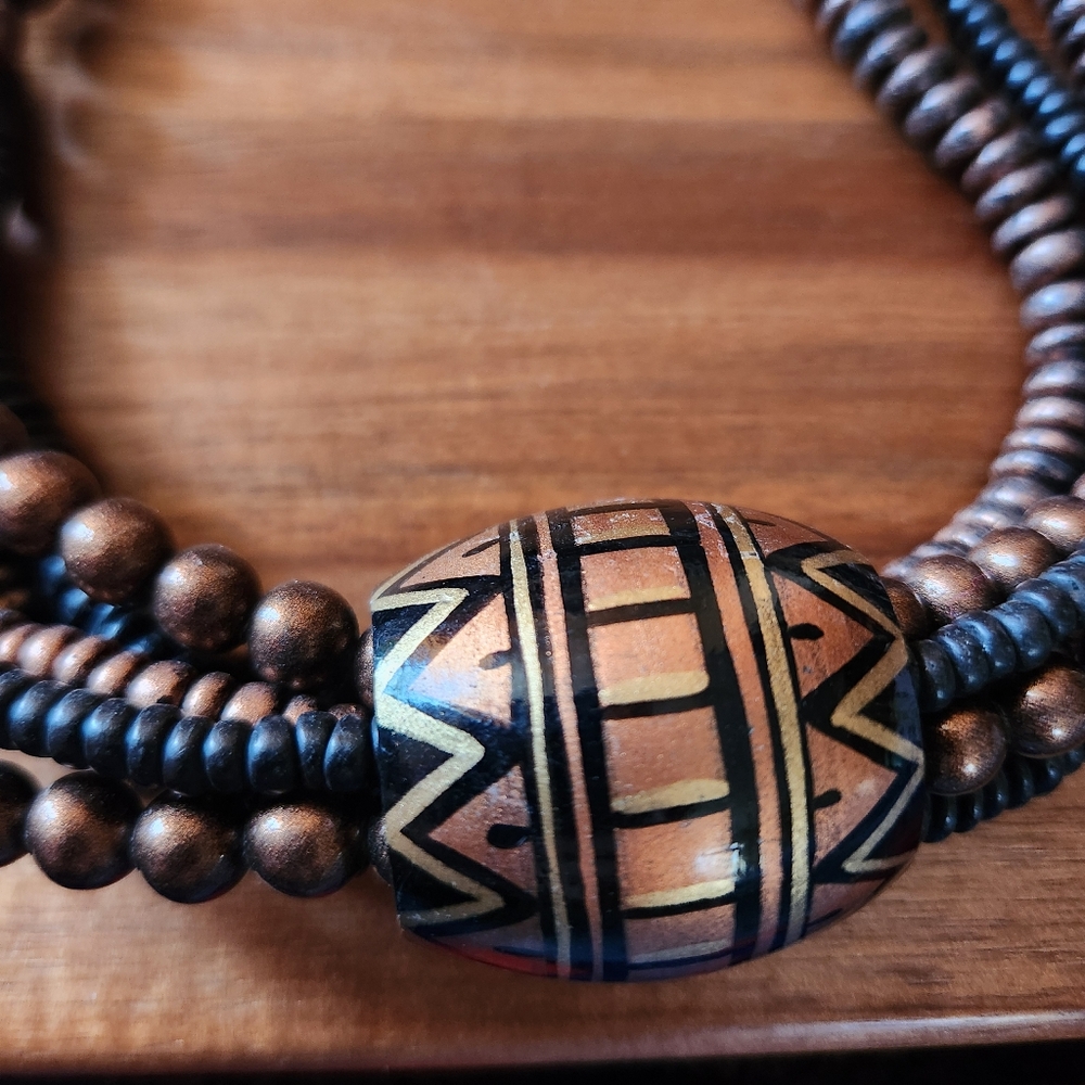 Bold Statement Necklace - image 3